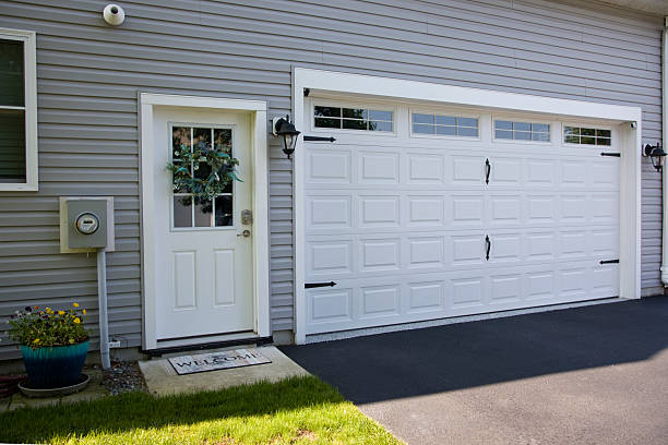 24/7 Emergency Garage Door Roller Replacement experts in Chilhowie, VA